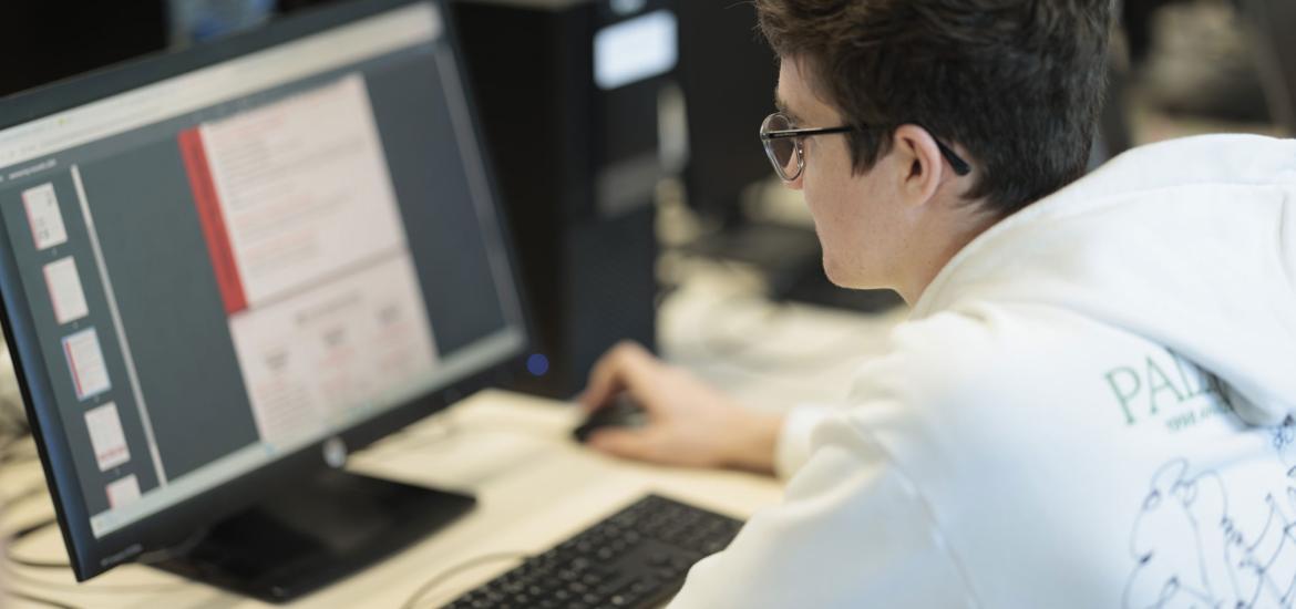 Alternant en situation de travail