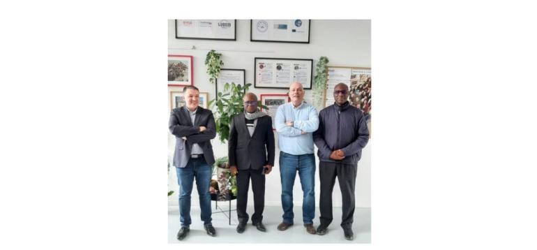 Collaboration Cameroun