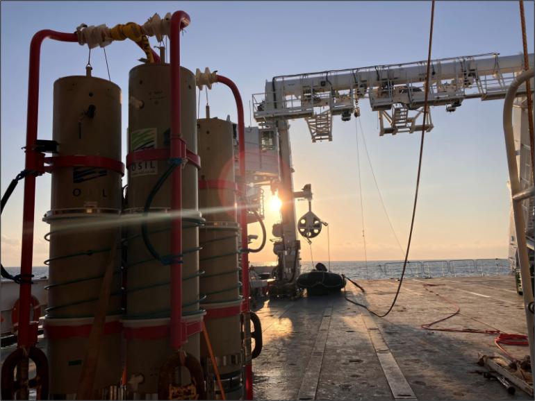 Marine snow catcher© Frédéric Le Moigne