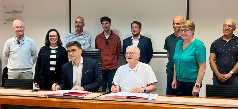 signature de la convention entre la faculté de droit et l'association agir abcd