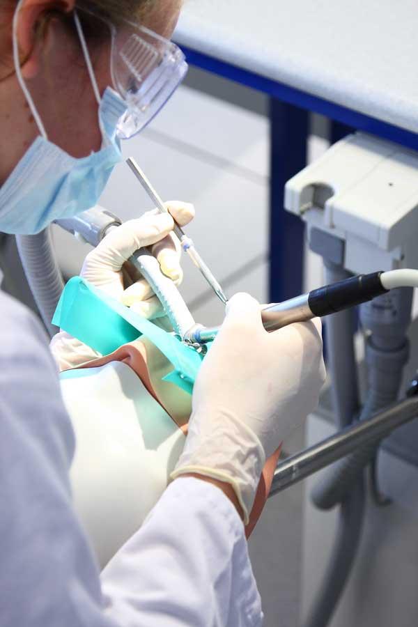 600-odontologie-deroche_9796.jpg
