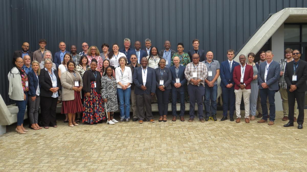 samos-group-picture.jpg