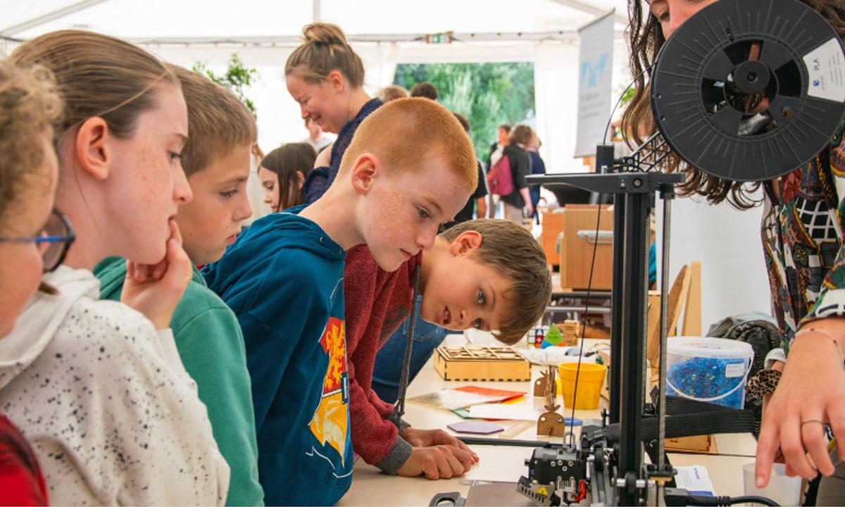 stand UOF fete de la science