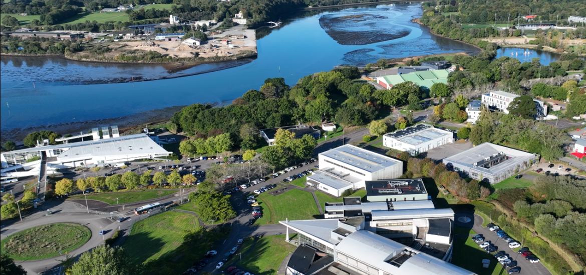 Vue du campus de Quimper depuis un drône