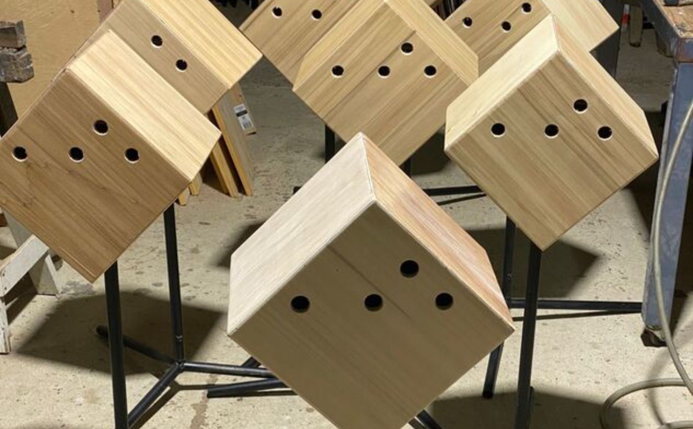 boites avec des trous